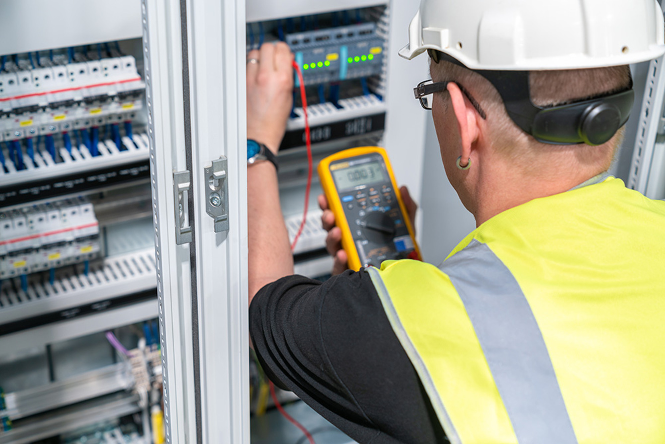 Elektroanlagen-Kontrolle bei ElektroService Rainer Thodte GmbH in Halle (Saale)